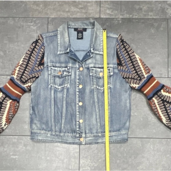 Flying Tomato Blue Denim Jacket boho crochet sleeves - Picture 3 of 6